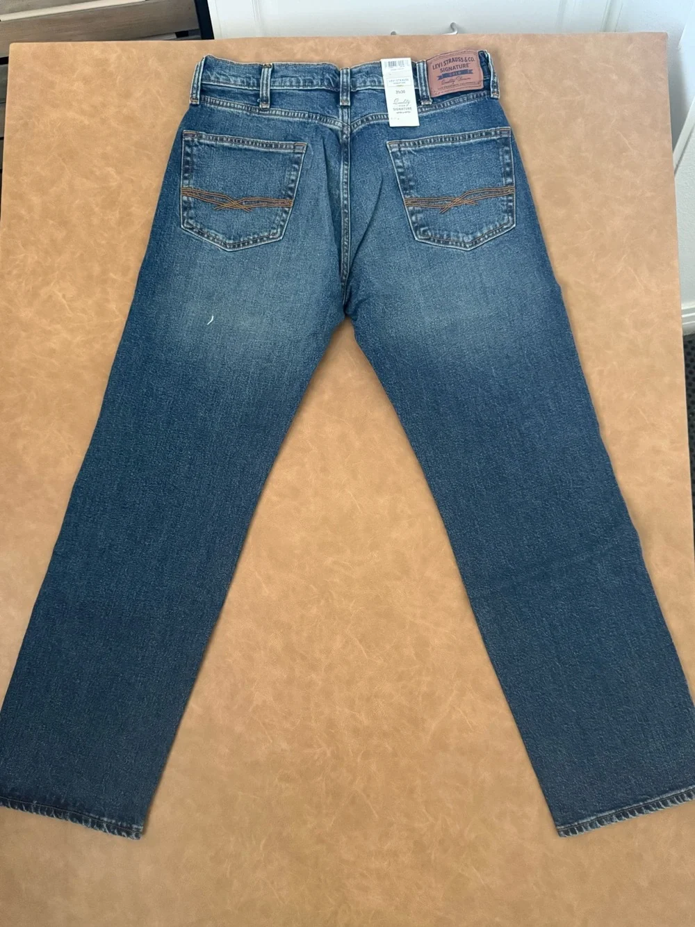 Levi Strauss Signature Classic Cowboy Fit Jeans 33x30 Dark Wash NWT